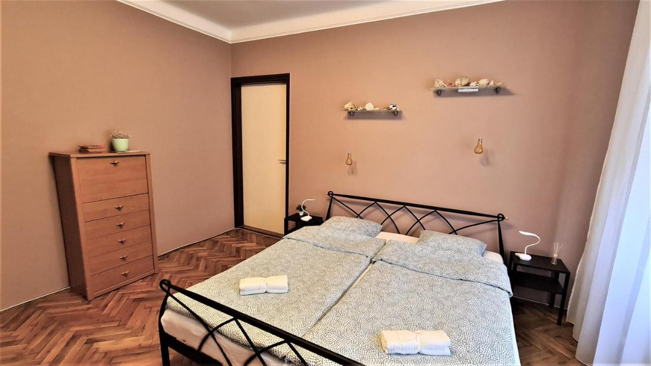 Vitorlás Apartman Sárvár Esterno foto