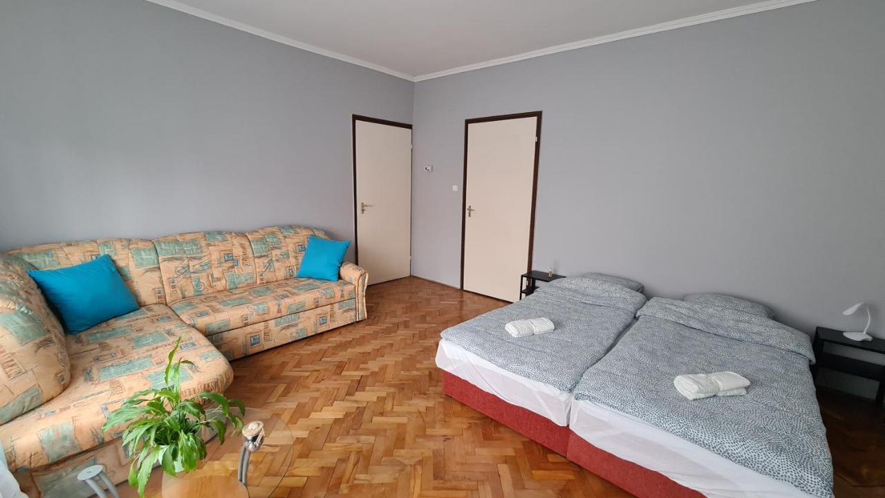 Vitorlás Apartman Sárvár Esterno foto